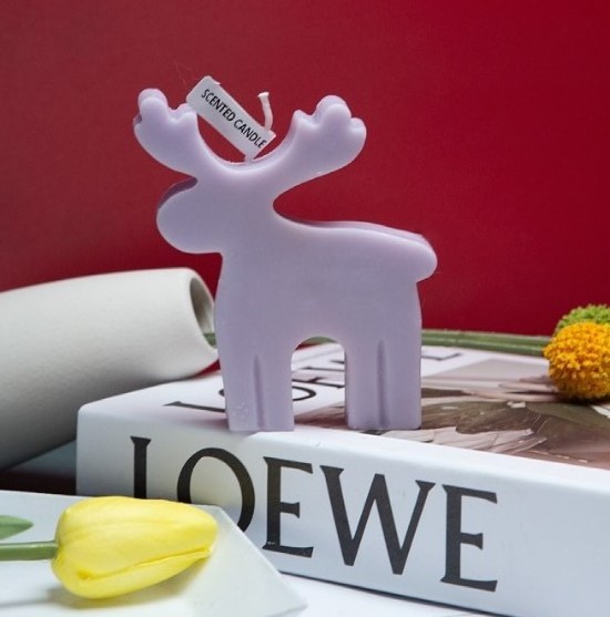 Animal Modeling Christmas Elk Candle Flat Christmas Deer Atmosphere Arrangement Creative Gift Fragrance Candle