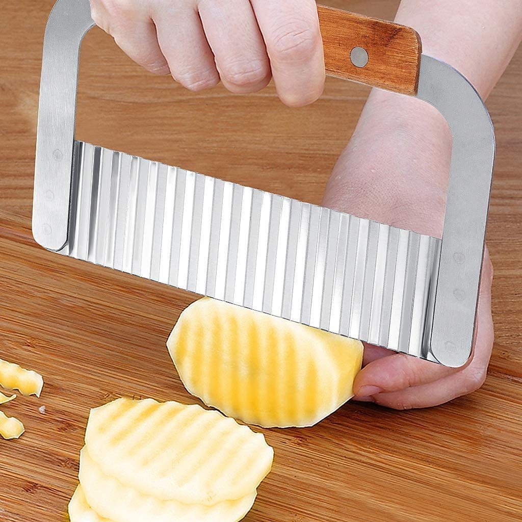 Hot Sale Potato Crinkle Cutter Tool,Stainless Steel Potato Cutting Tool,Wooden Handle Blade Kitchen Vegetable Cutter