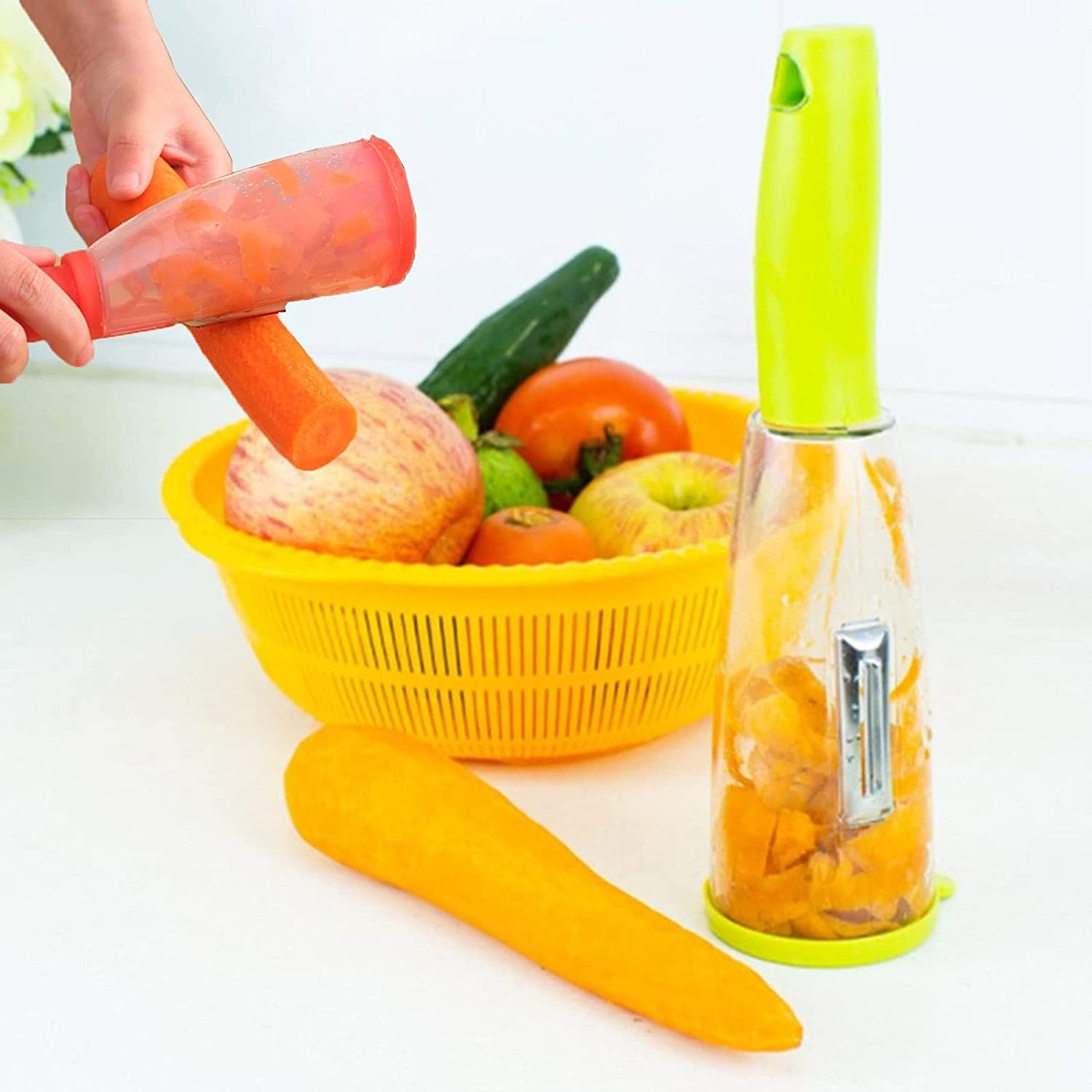 Multi-functional kitchen gadgets Stainless Steel Peeler Fruit Vegetable Peeler Carrot Grater Paring knife with container