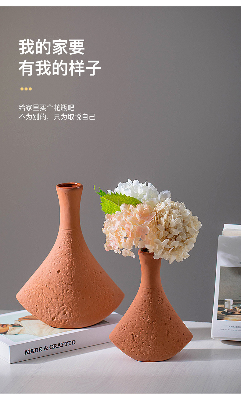 European Creative Small Ceramic Vase Red Clay Hydroponic Dried Flower Basket Modern Home Decoration Ornaments Living Room Crafts