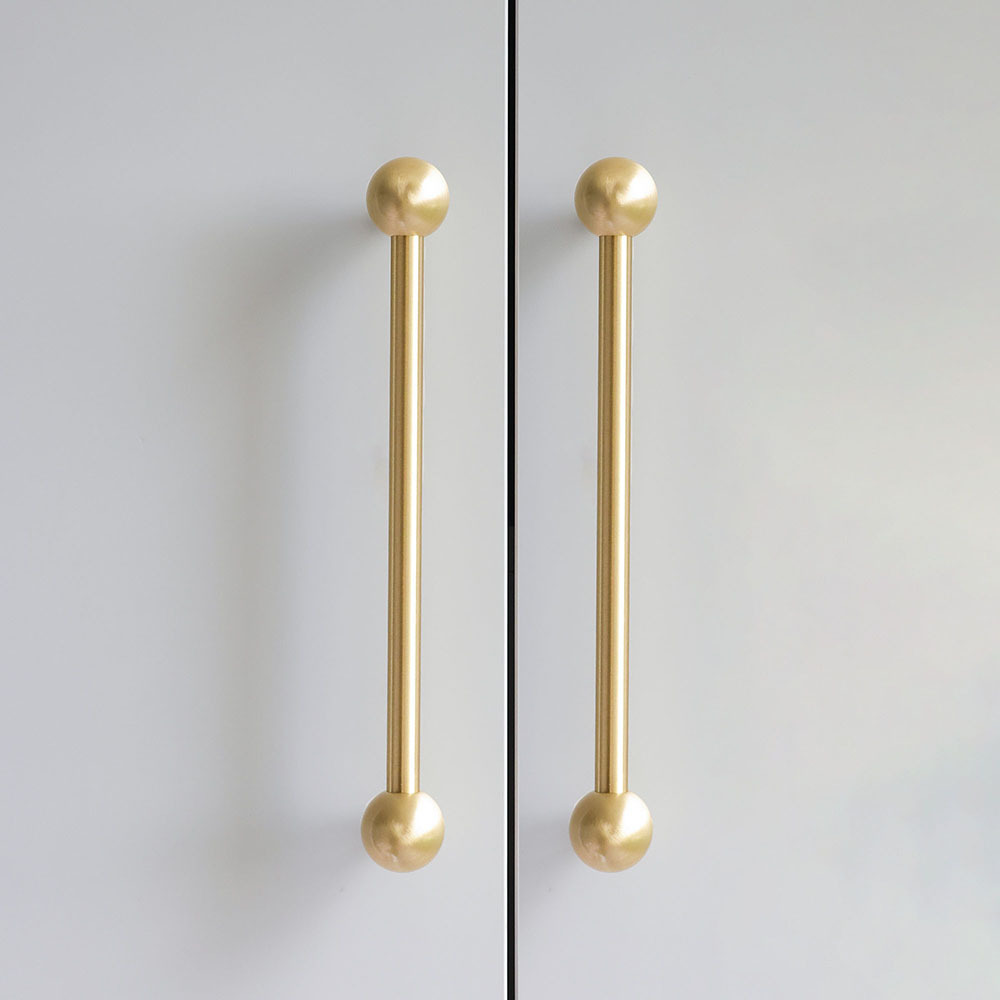 Solid Brass Kitchen Handles Furniture Hardware Luxury Brushed Satin Brass Cabinet Drawer Wardrobe Door Pull