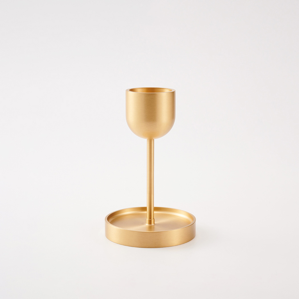 Modern Fountain Brass Candle Holder Decorative Centerpiece for Table Mantel Wedding Housewarming Gift Pillar Candle Stick Holder