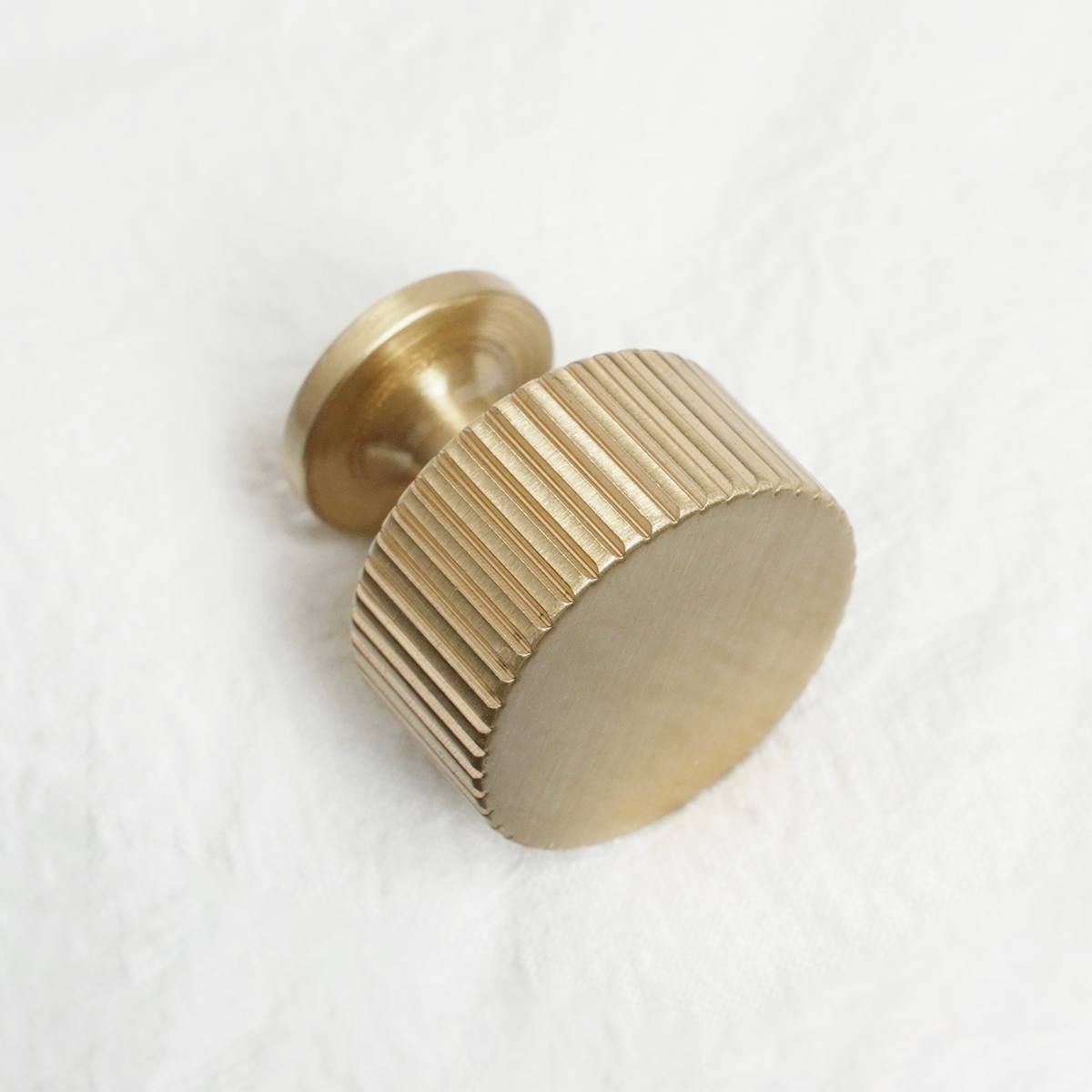 Brass Furniture Hardware Gold Drawer Cabinet Knobs Brass Handles Hardware for Dresser Kitchen Bedroom Brass Knobs