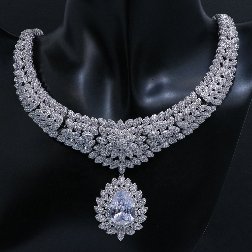 Luxury Fine Jewellery Dubai Arabic Cubic Zirconia 4 Piece Jewelry Set Bridal Wedding Jewelry Set