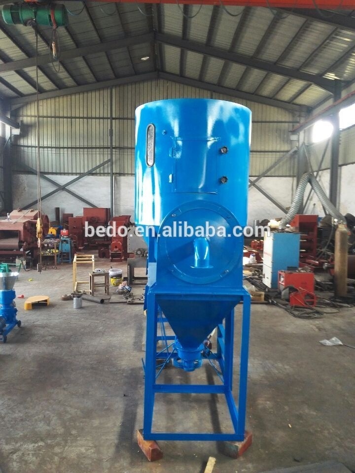 Poultry Feed Mixer And Grinder In Chicken Animal Farm