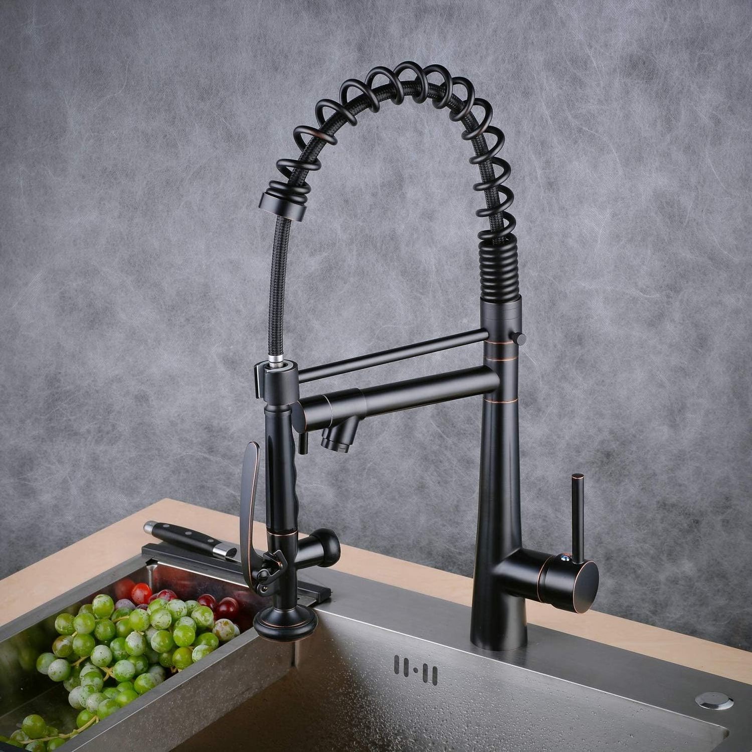 Oil Rubbed Bronze Professional Kitchen Sink Tap, High Arc 360 Swivel Pull Down Spring Spout Mixer Tap Sink Faucet