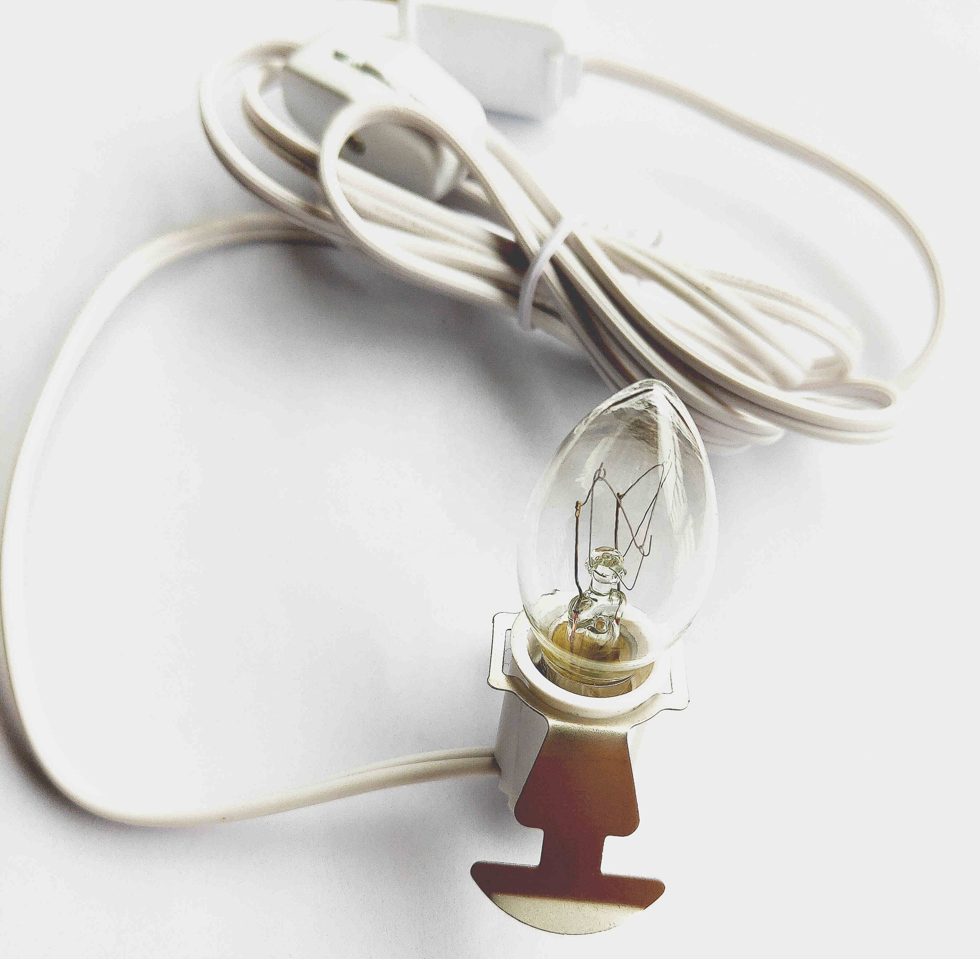 Creative Hobbies Single Light Replacement Clip in Lamp Cord for Christmas Village House Includes Clear Light Bulb