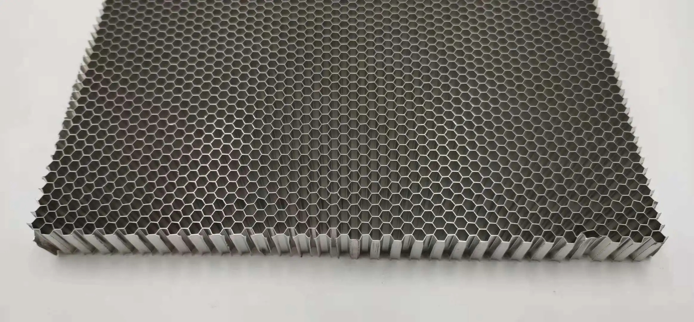 Aperture chemical fiber rectifier side blown aluminum honeycomb panel with factory price