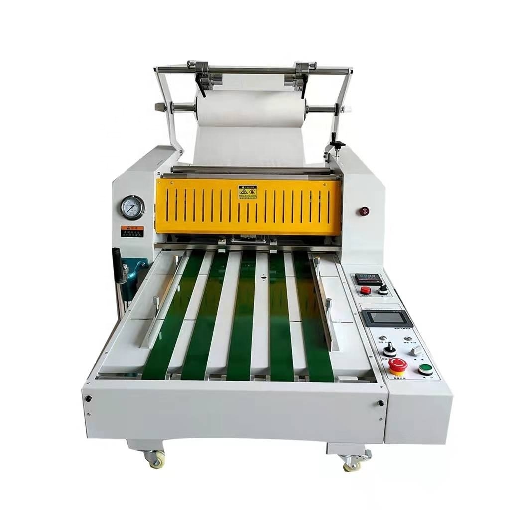 Heavy duty hydraulic semi automatic 720mm A1 paper laminating machine with overlap