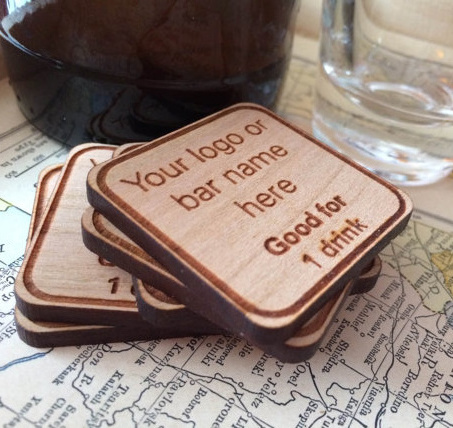 Natural wooden drink tokens,custom bar tokens,laser engraved wood tokens