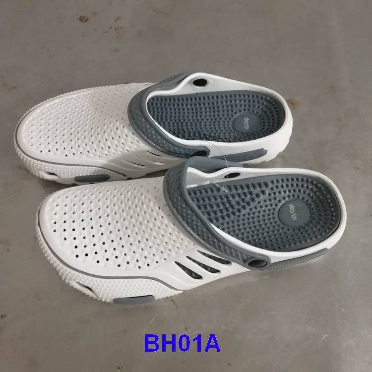 shoes stock men Plastic Outdoor Cheap Wholesale men eva slipper garden shoes bi-color clogs