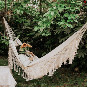 2023 New Outdoor Boho Natural Cotton Custom Handmade Garden Macrame Hanging Chair Hammock