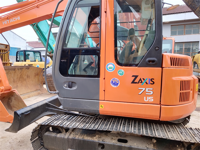 ZX75 High quality and good condition 7Ton Used Mini excavator used crawler excavator