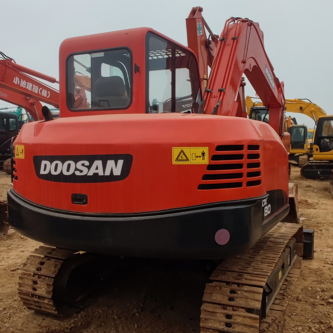 Used Mini excavator DOOSAN DX80 equipment excavator with good condition Low Price for sale  engineering construction machinery