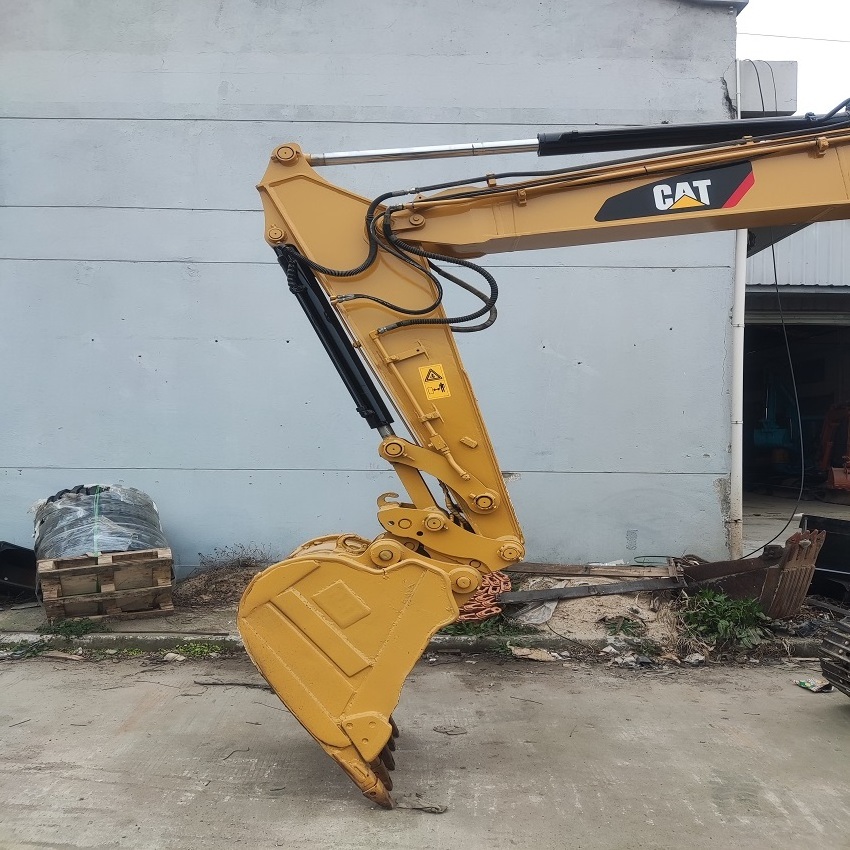 Hot sale Caterpillar 307D used mini crawler excavator with 7 ton operating weight