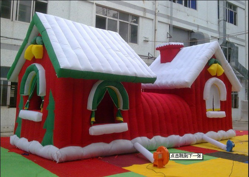 Factory customized giant inflatable Christmas house and Santa Claus