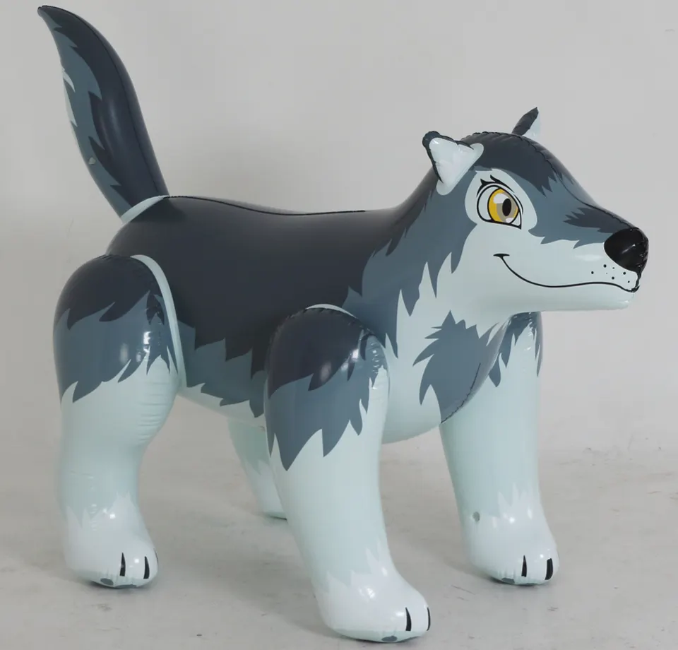 Customized quality inflatable animals PVC inflatable wolf for courtyard decorations