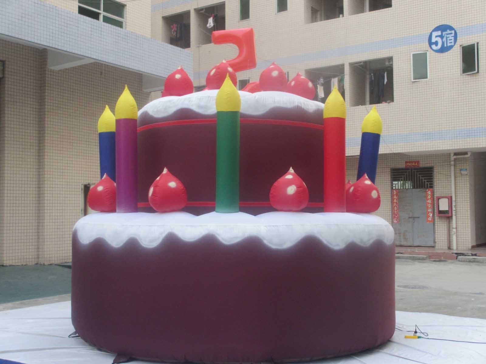 factory customized giant inflatable birthday cake model for advertising party