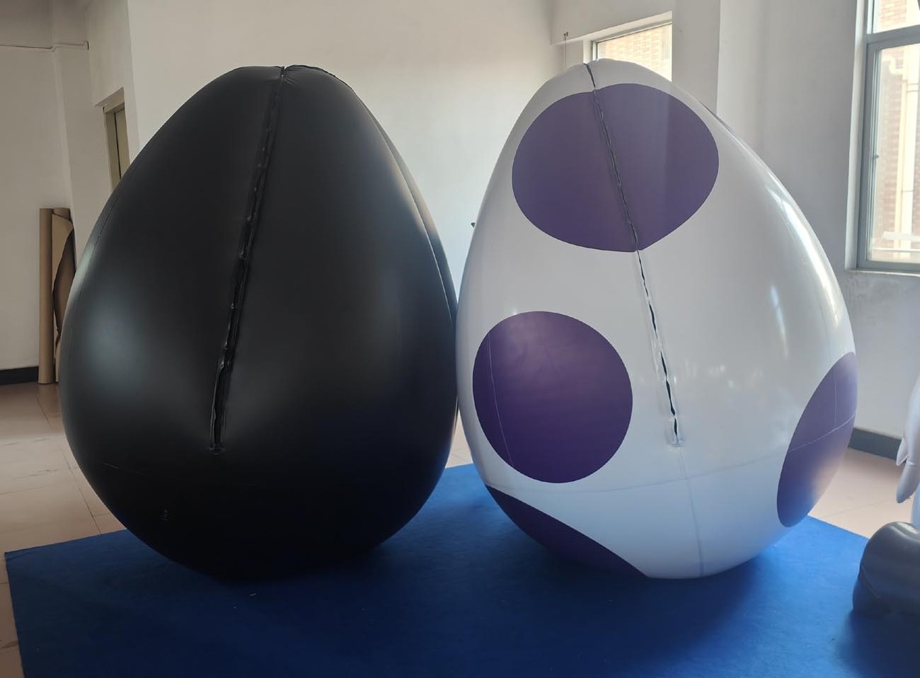 BeiLe New design PVC inflatable black and Purple spot eggs ball suit for sale