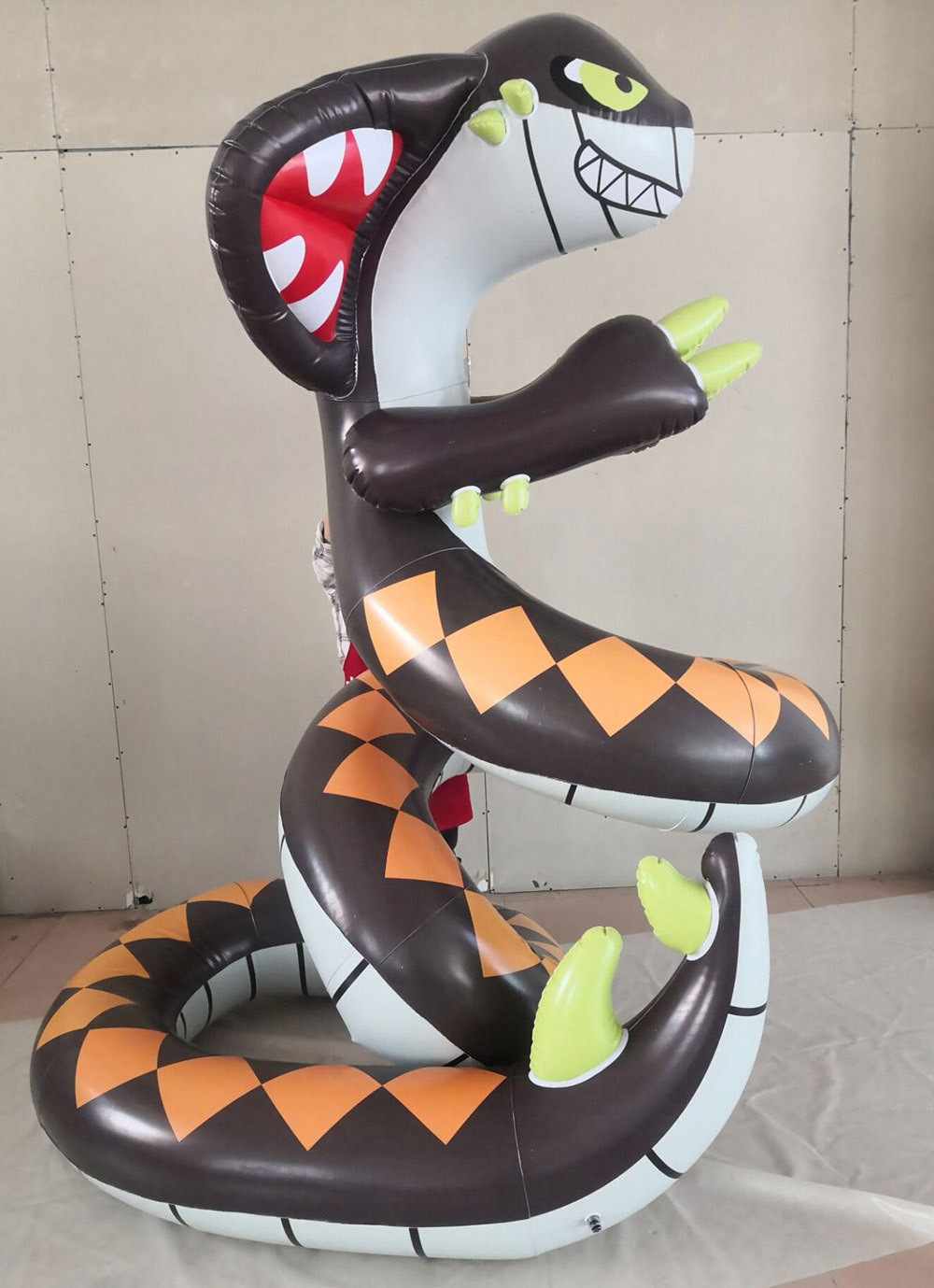 beile customized quality PVC giant inflatable snake model for sale