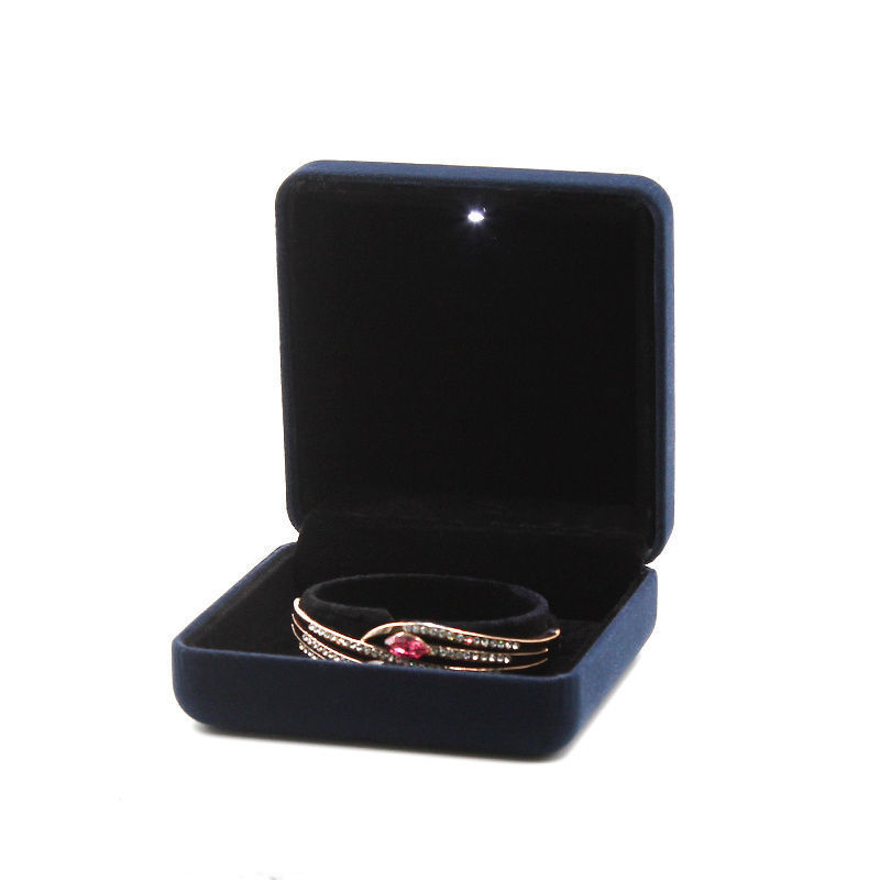 Manufacture Luxury Pink Boxes for Jewelry Ring Necklace Custom LED Velvet Packing Jewelry Set Box with Logo Engagement