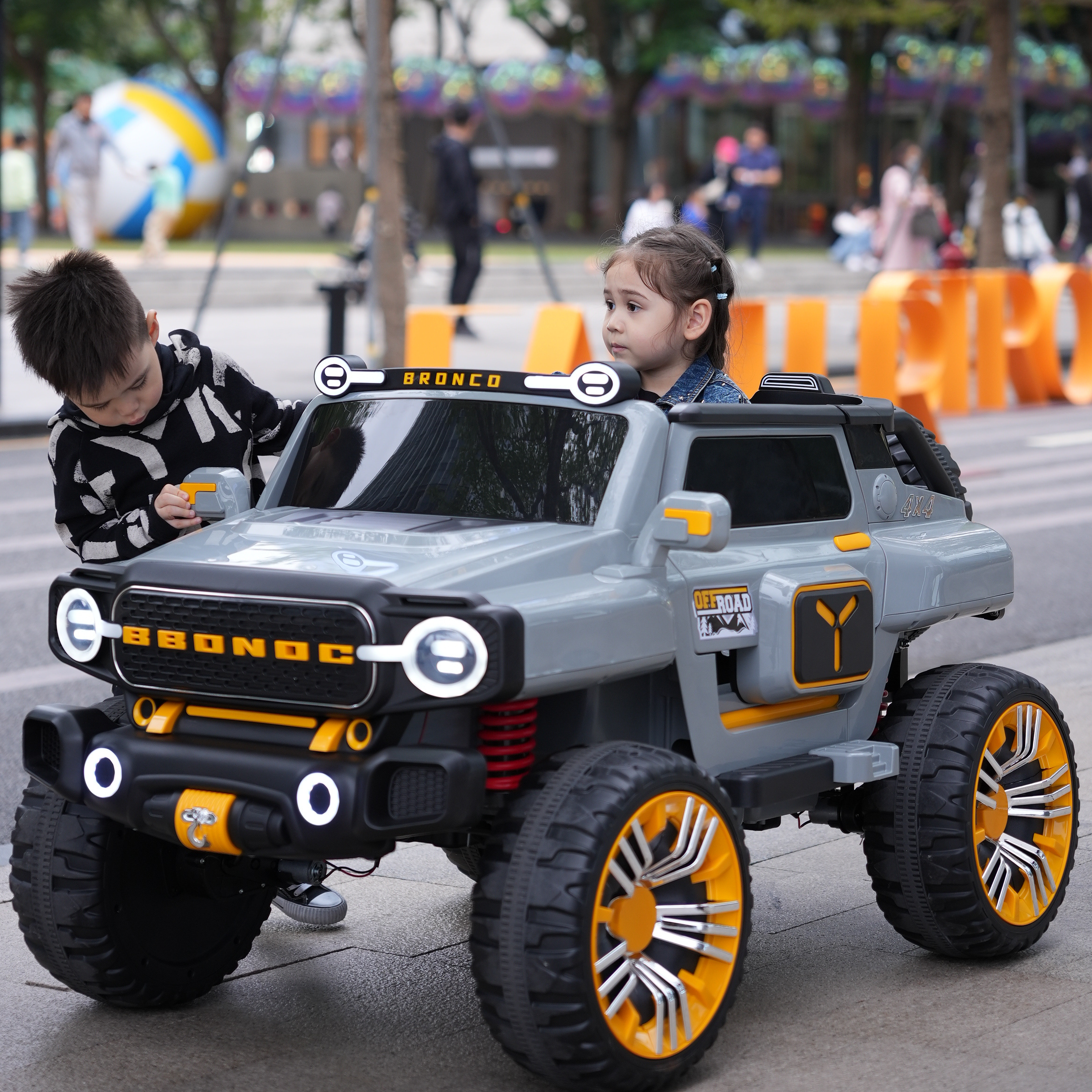 kids 24v electric ride on car toys for 10 years/battery car for kids 3 to 6 years electric/ride on electric 2 seat kids cars