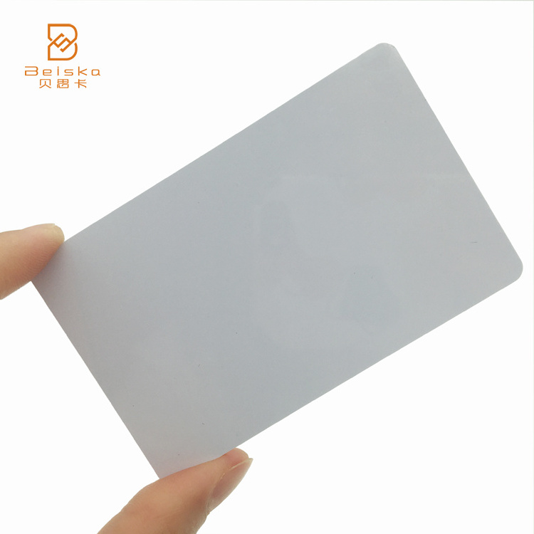 Cr80 Credit Card Size 0.76MM Thickness White Thermal Transfer Printable 30mil Blank Plastic PVC Card