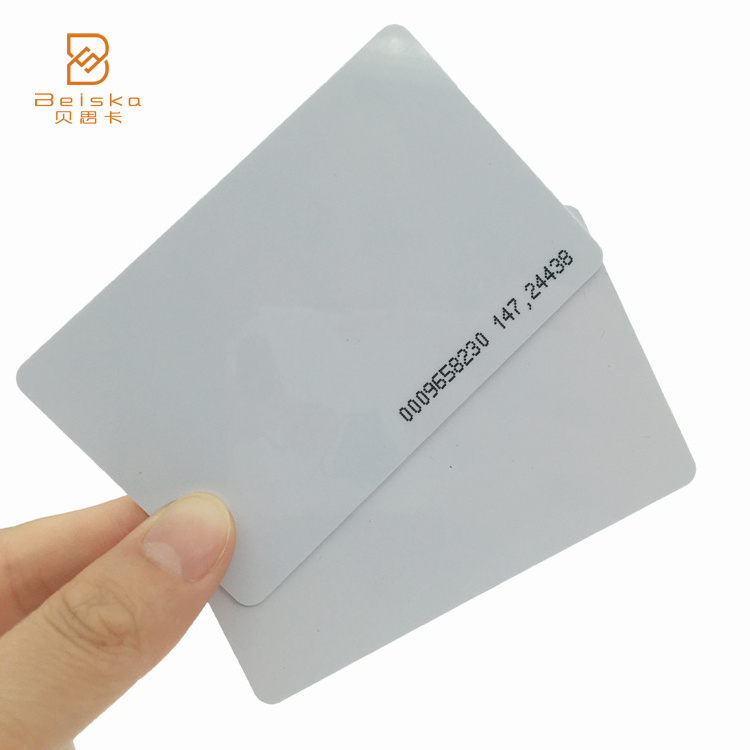 Cr80 Credit Card Size 0.76MM Thickness White Thermal Transfer Printable 30mil Blank Plastic PVC Card