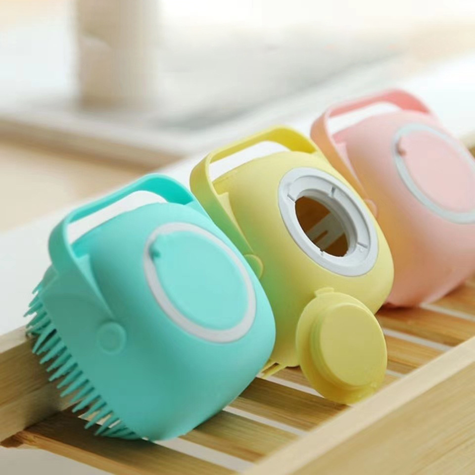 Eco Friendly Silicone Reusable Massage Exfoliating Bath Brush Baby Shower Body Brush With Soap Dispenser