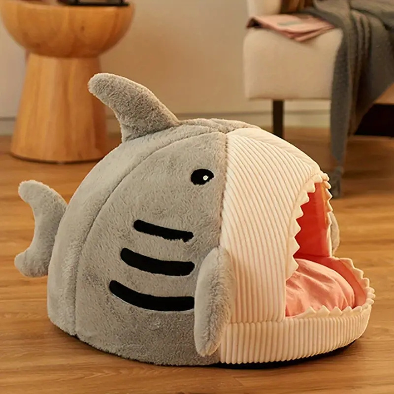 Wholesale Shark Shape Cat Beds Warm Furry Cat House Cozy Furry Pet Beds for Cat and Dogs