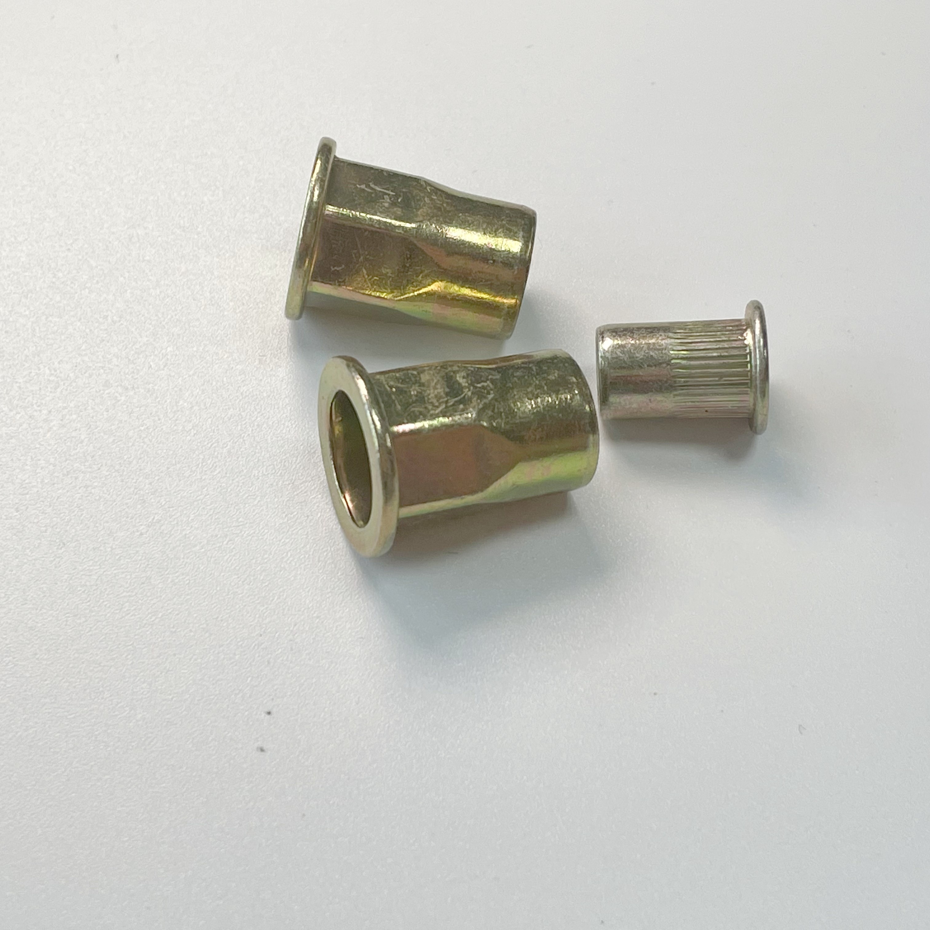 M4 M10 M12 8m Insert Flat Blind Aluminum Rivet Nut