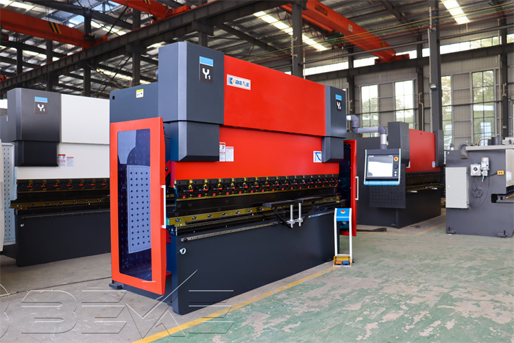 BEKE sheet metal brake press for steel sheet bending with 3 meter and 4mm thickness