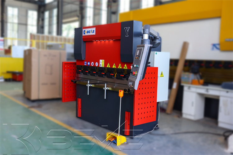 BEKE Good price small hydraulic press brake machine factory with cnc mini press brake machine for small box and pan brake