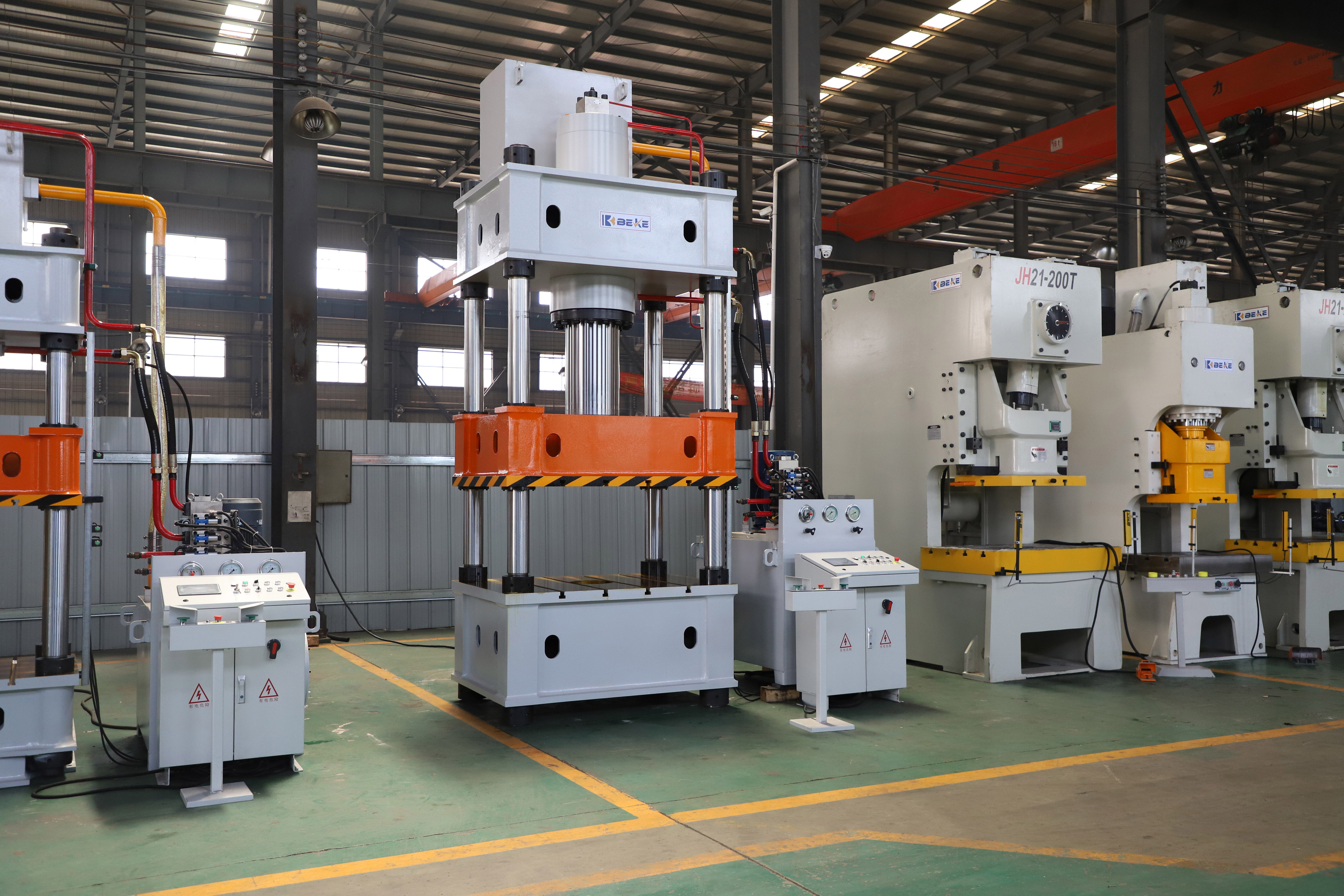 BEKE Y32-315T automatic hydraulic press Y32 series stainless steel steel forming hydraulic press on sale