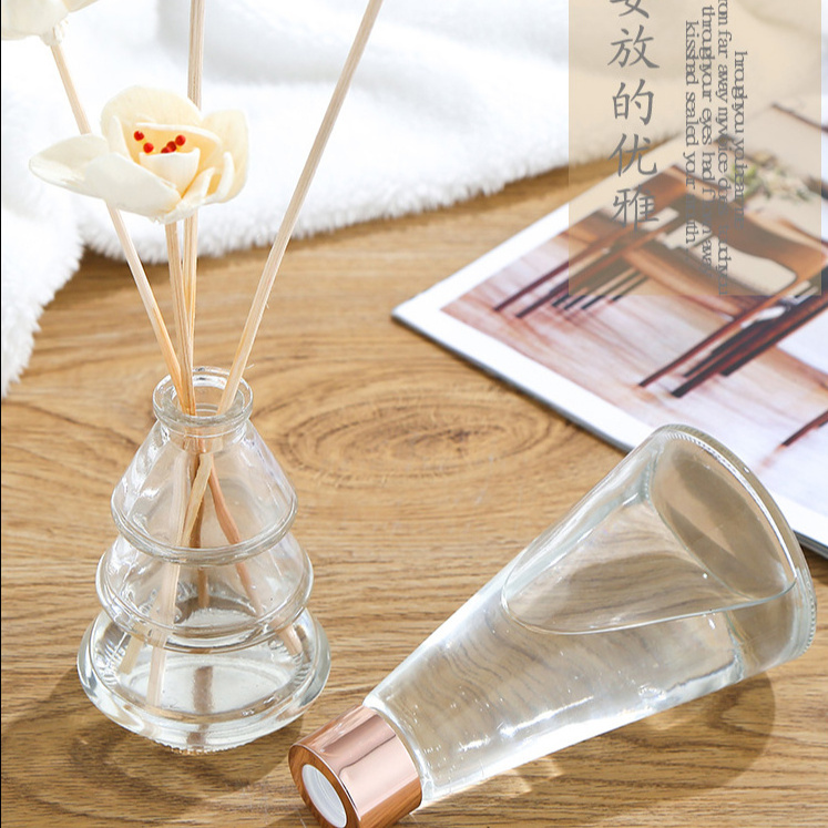 High Quality Transparent Empty Pyramid Shape 100ml Glass Reed Diffuser Bottle