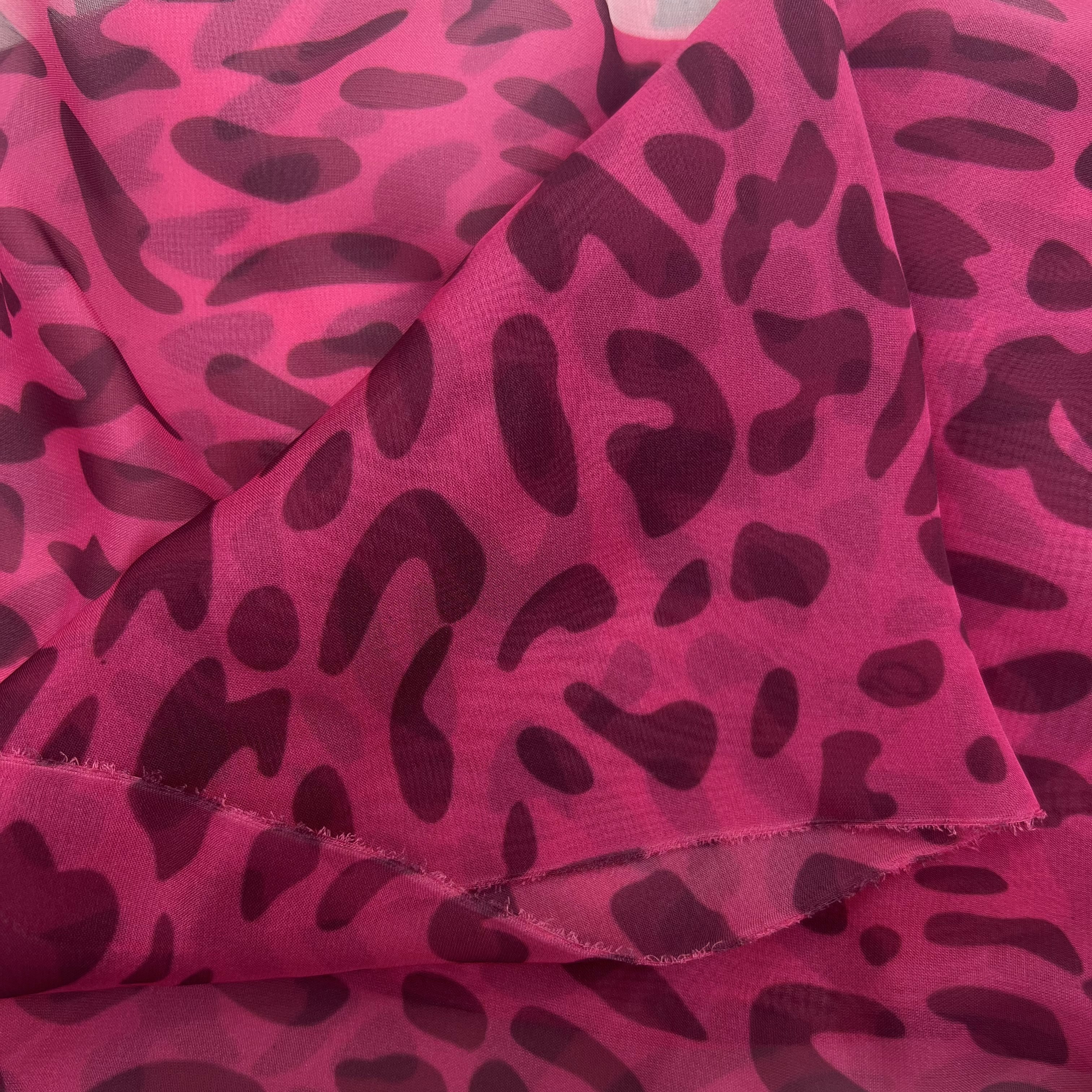 OEM&ODM best leopard digital print fabrics 50gsm 100% polyester chiffon tulle printed fabric for garment  headband dress