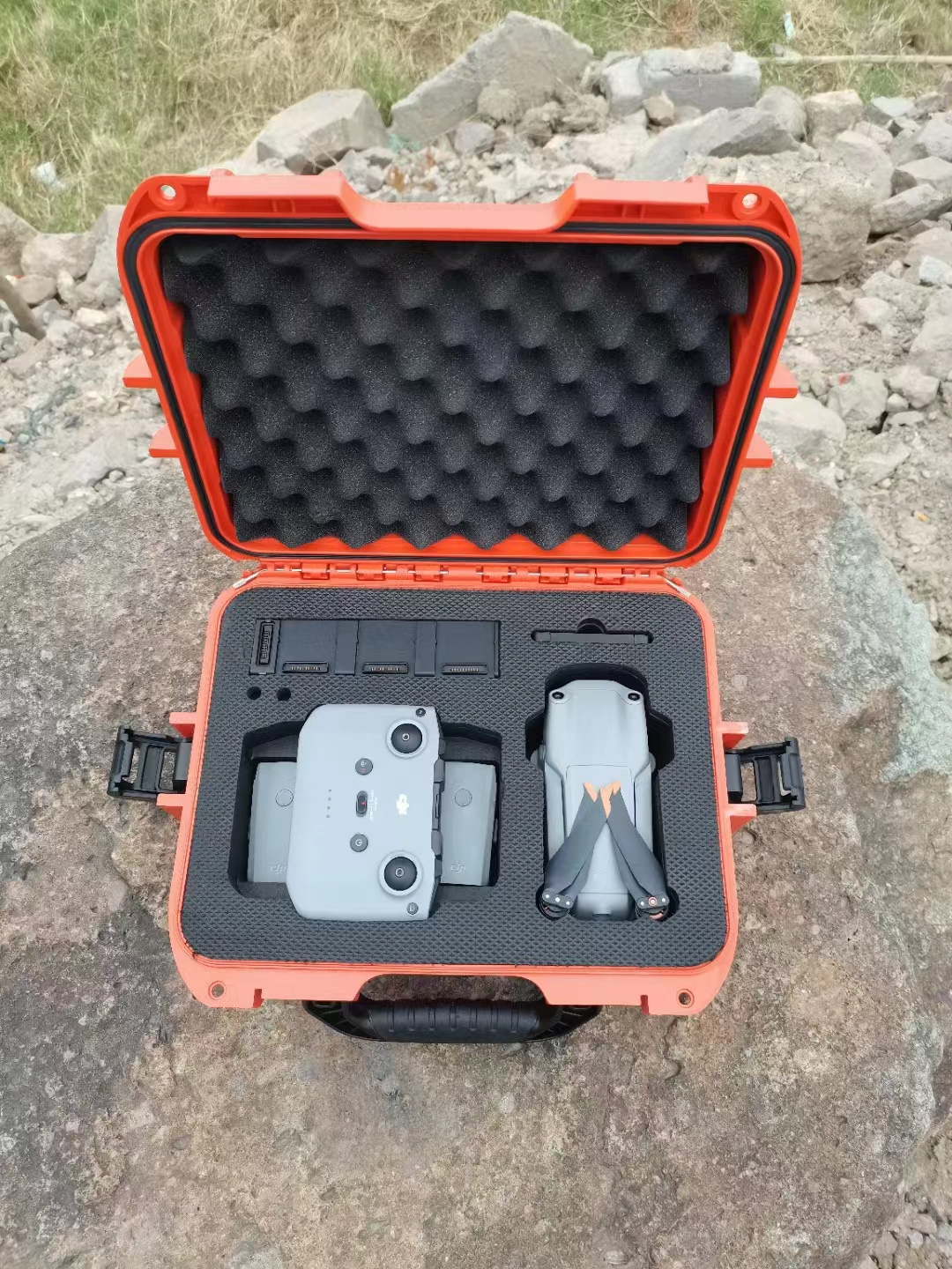 pelican case hard plastic case