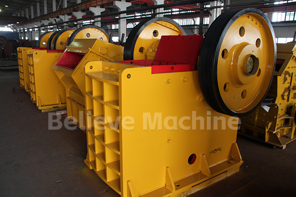 Professional Factory Mining Quarry Limestone Jaw Crushing Service Life, Good Mechanical Properties Jaw Crusher