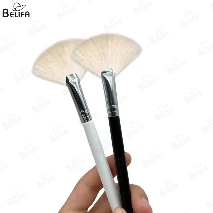 BELIFA Hot Selling Single Portable 100% natural Super fluffy Soft White Goat Hair Fan Brushes for facial Mask Brush Applicator