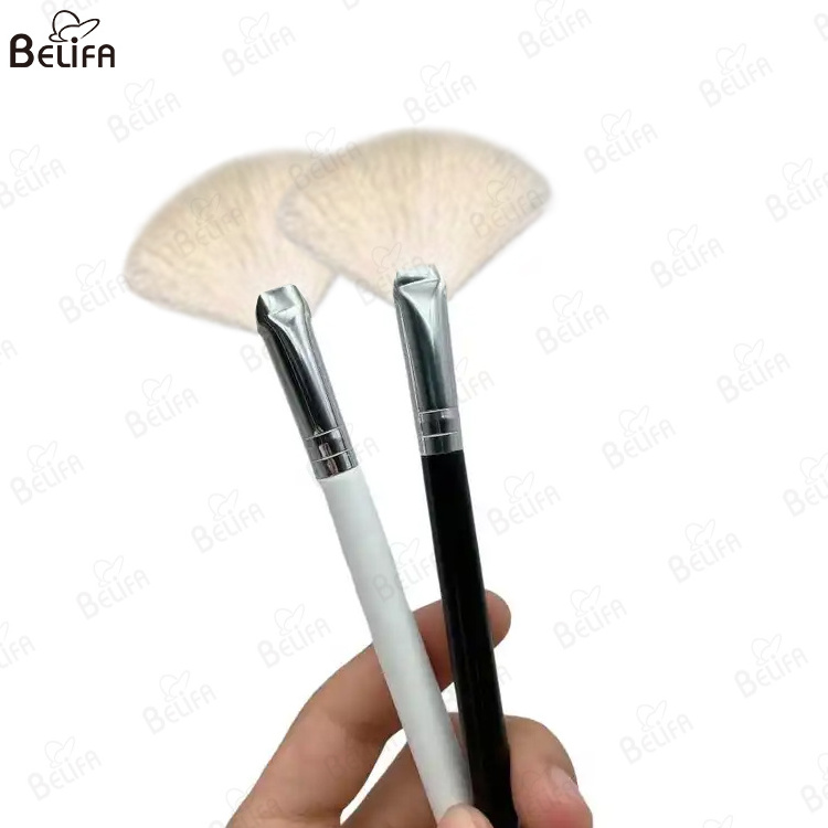 Customized Single Portable Fan Mask Brush Super Soft White Goat Hair Brush Applicator Facial Fan Brush