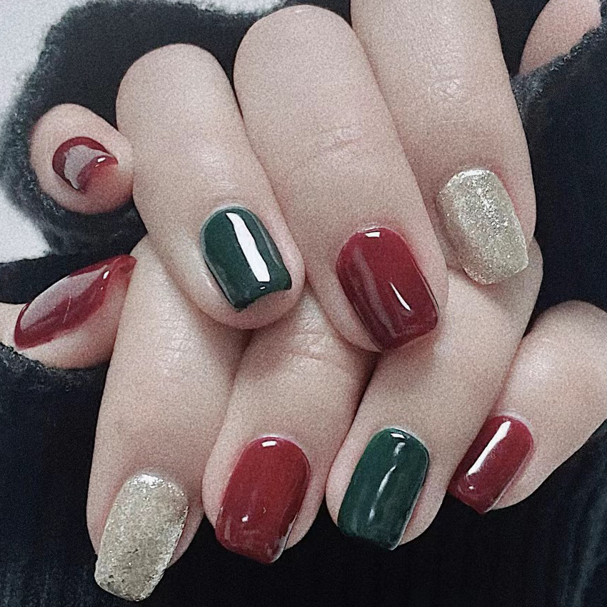 Bellinails Free Sample Wholesale Green Red Glitter Color Gel Soak Off Uv Gel Nail Polish Christmas