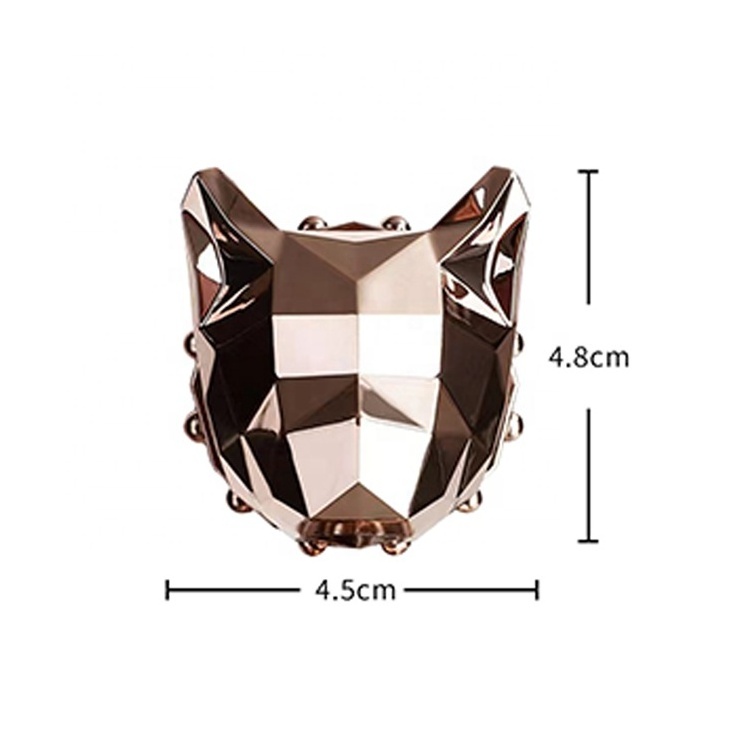 Spot Goods Vehicle Accessories Geometric Design Mini Cat Car Air Freshener Solid Car Vent Air Freshener With White Tea Scents