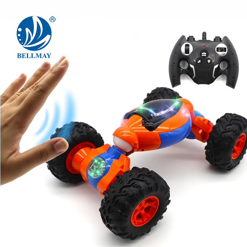 Bemay Toy 2.4GHz 4WD Induction Deformation Double-sided Remote Control Twisted Car with Light And Music