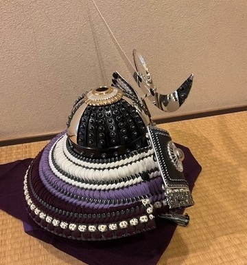 Japanese samurai helmet made by Japanese tradition looking for distributor in Singapore hakama kendo