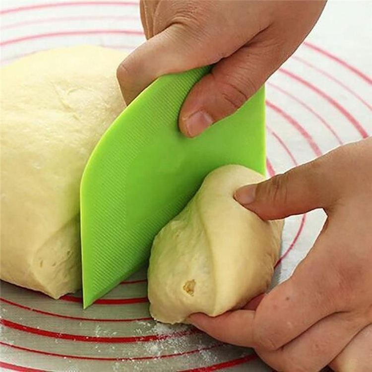 Baking Utensils Soft Dual-purpose Semi-round Bread Dough Cake Cream Scraper