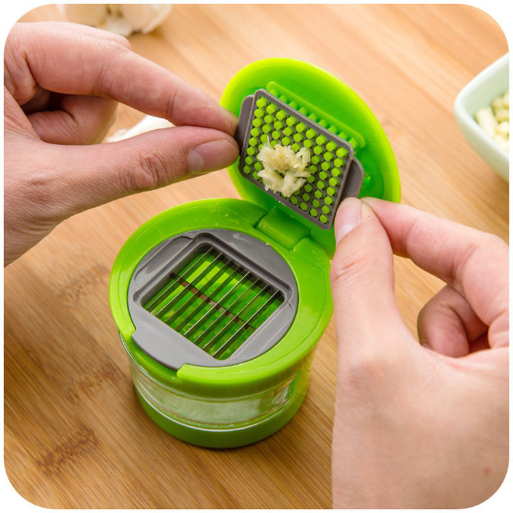 Plastic Garlic Slicer Kitchen Chopper Grinder Presser Manual Mini Fresh Cutter Garlic Press