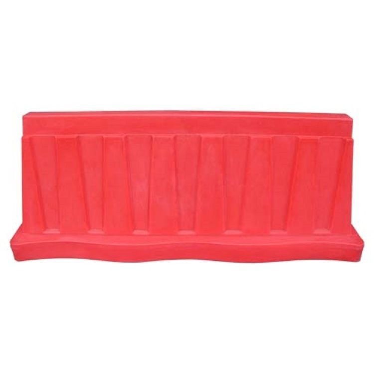 Benc Stackable Water-Filled Plastic Road Barriers Safety Parking Lot Dividers