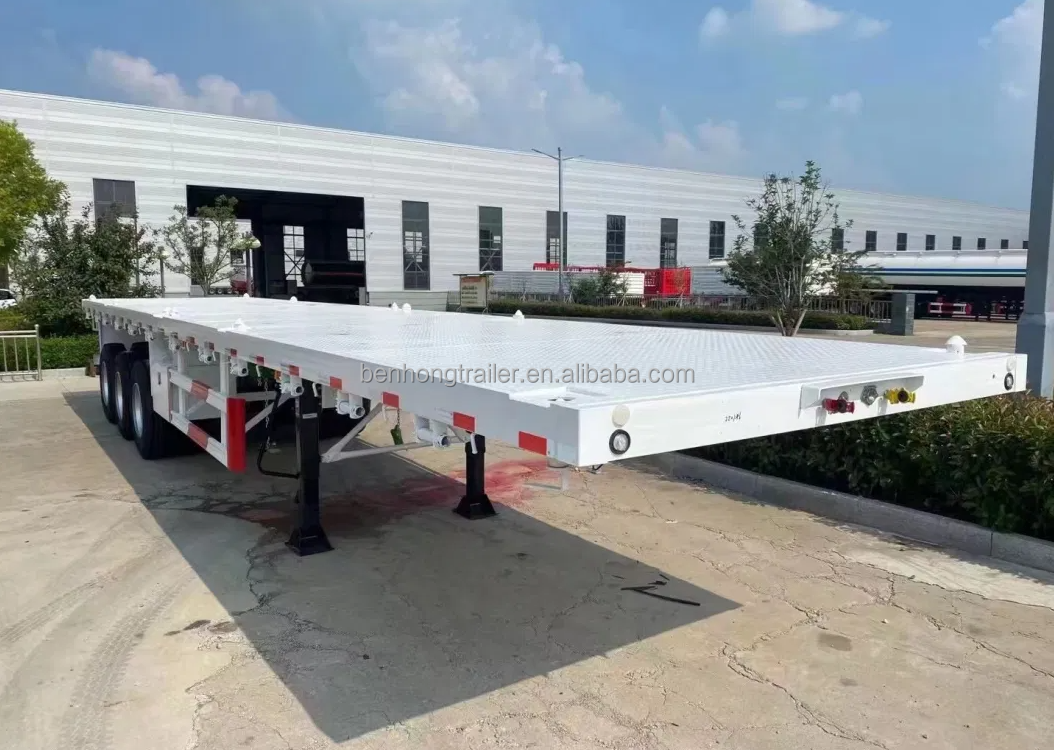 China  Freight 3 Axles Flatbed Trailer Transport 20ft 40 Ft Container loading 60T Flatbed Semi Trailer chassis for market