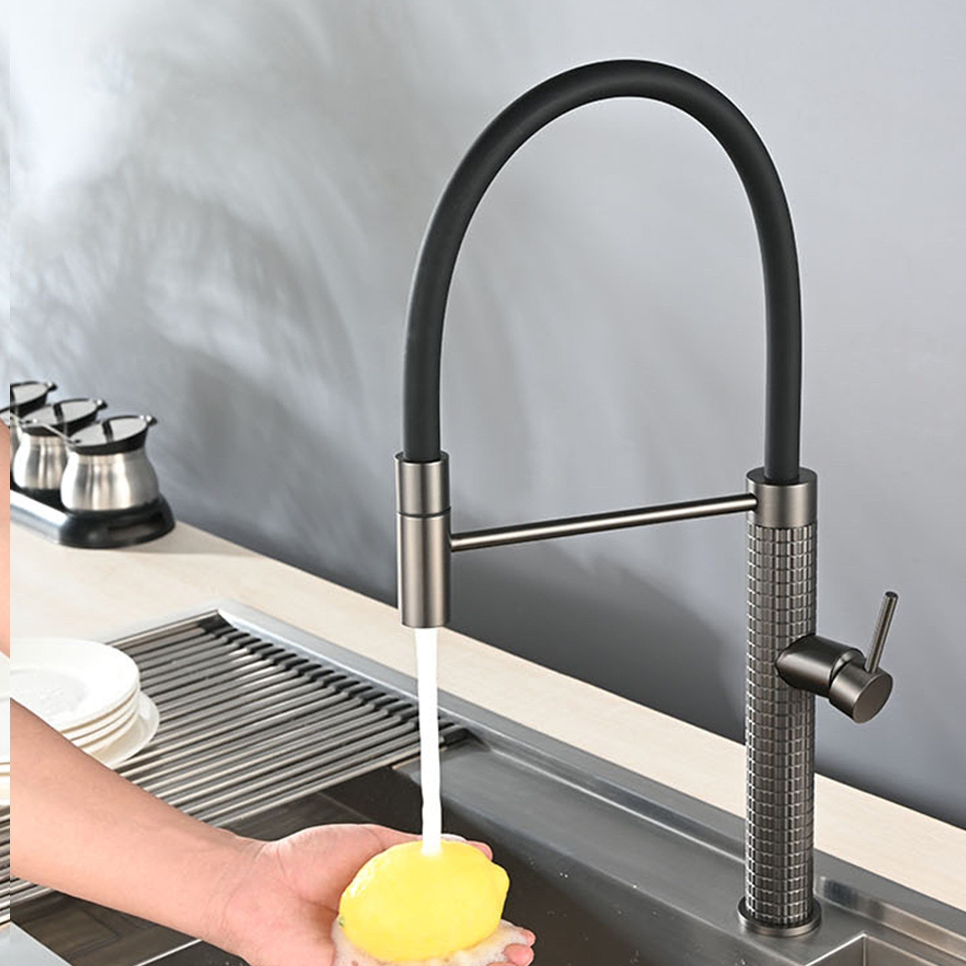 Contemporary 1-Handle Single hole Kitchen Faucet with Pull-down Spout