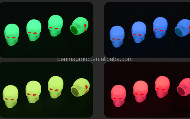 Motorcycles Bike Fluorescent Valve Stem Caps Night Glowing Tyre Nozzle Cover Luminous Tire Skull Valves Cap